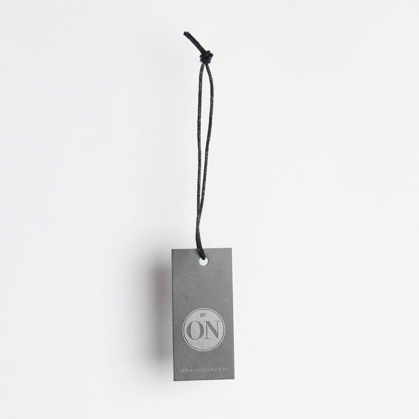 Hangtags m. uv-lackad logga