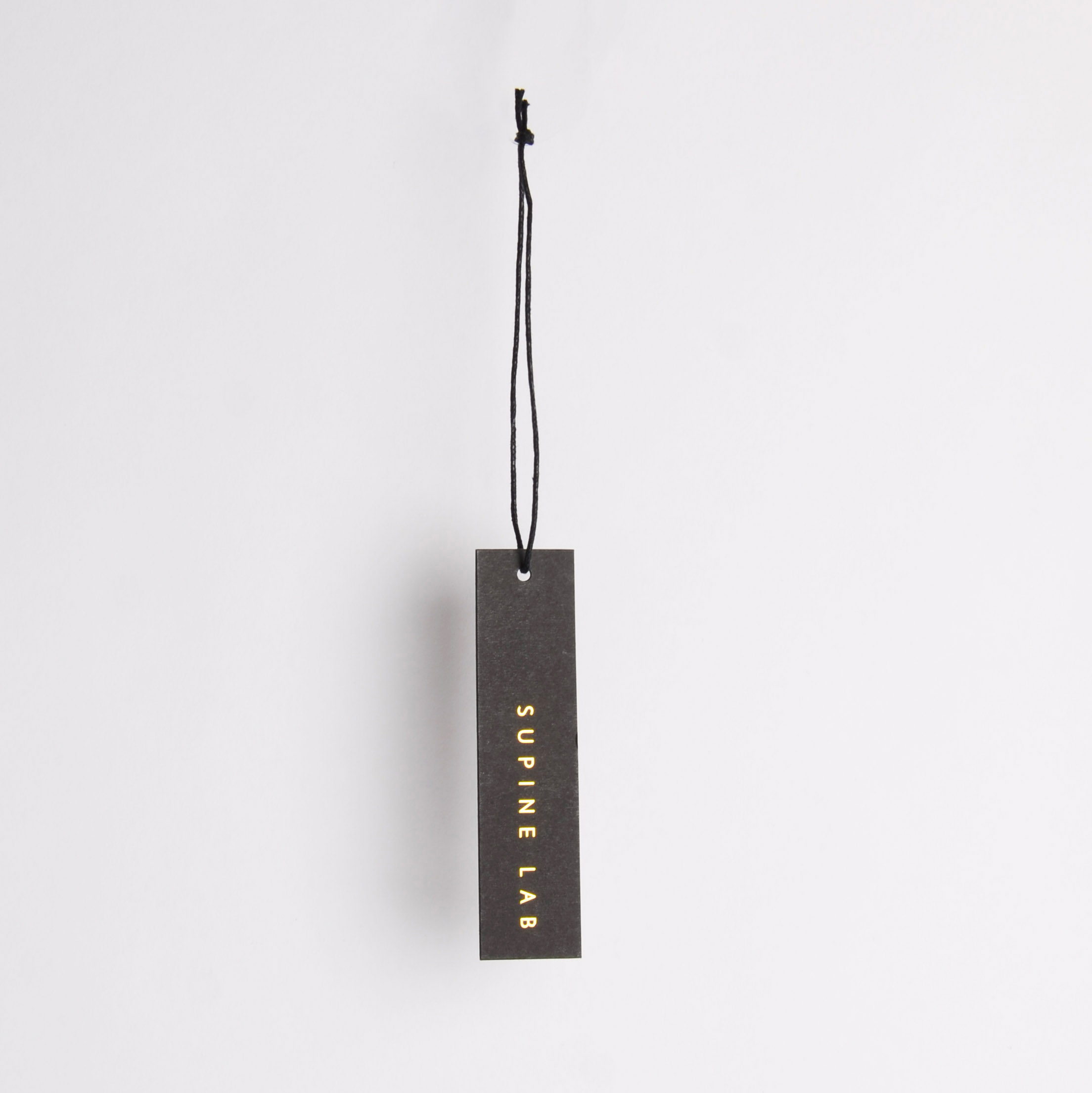 Hangtags m. folierad logga - Bild 1