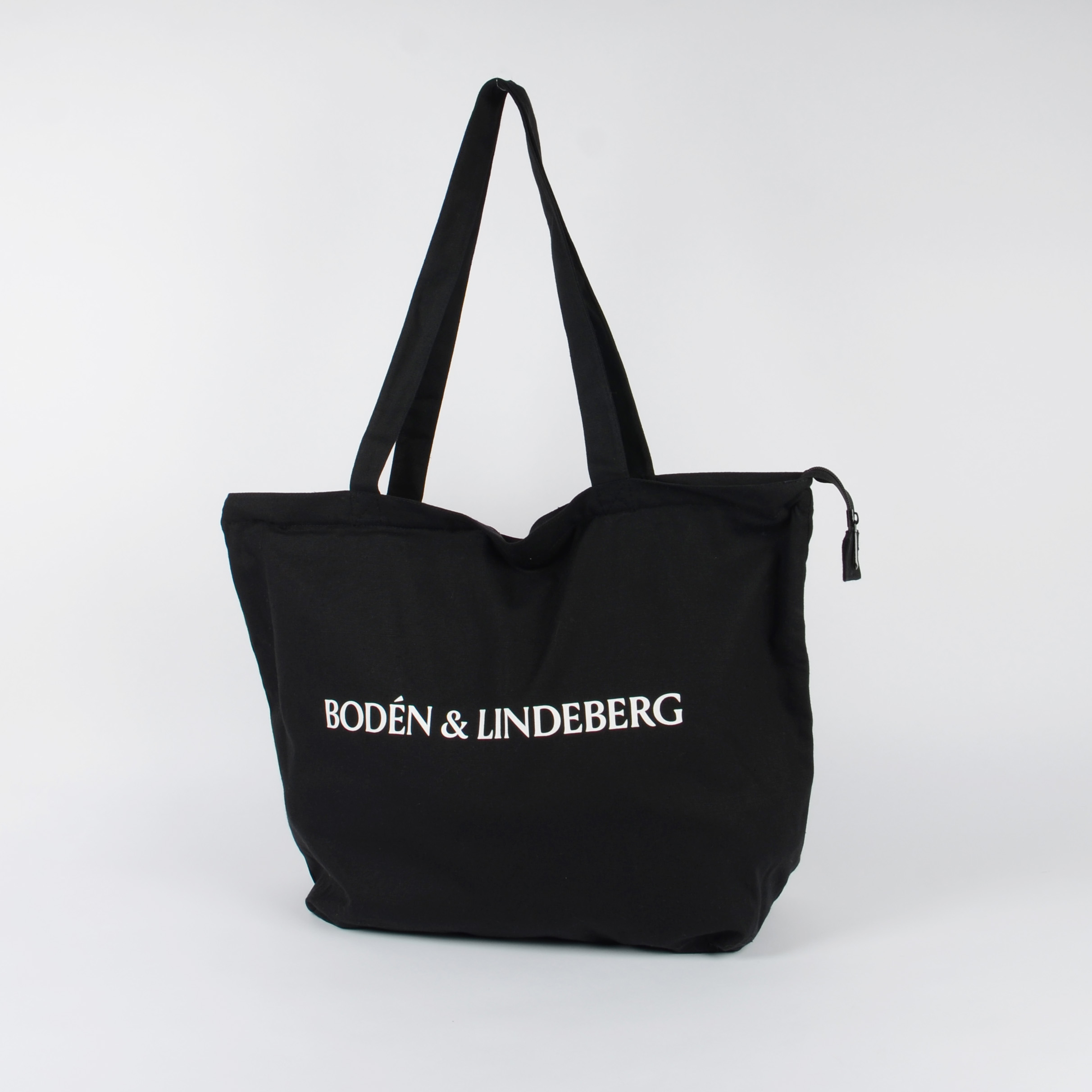 Tote bag svart i bomull m. dragkedja - Bild 1