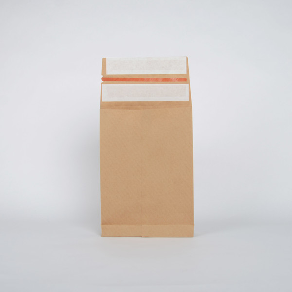 E-handelspåsar i papper - med botten