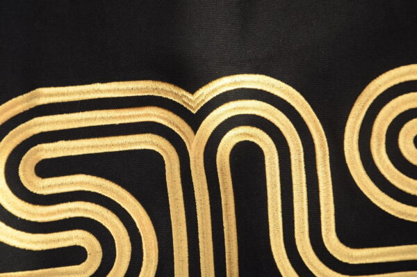 Canvas bag med guld brodyr